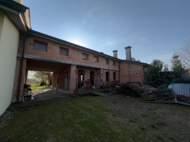 Villetta bifamiliare in vendita di 160 m²