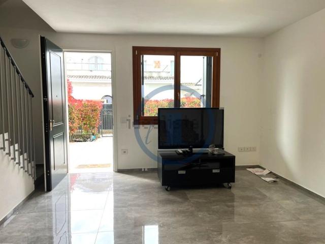 Villetta bifamiliare in vendita di 160 m²