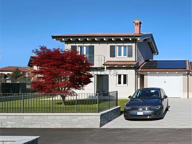 Villetta bifamiliare in vendita di 160 m²