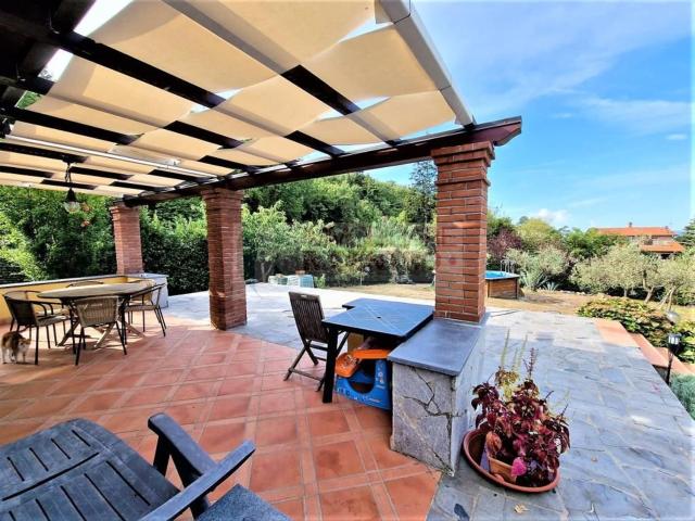 Villetta bifamiliare in vendita di 160 m²