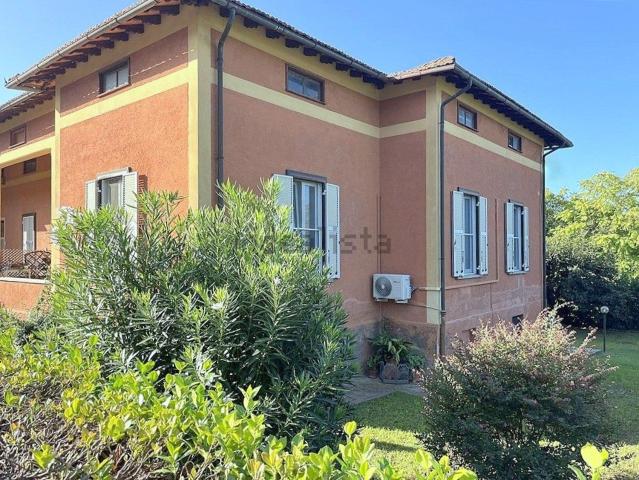 Villetta bifamiliare in vendita di 161 m² in Strada Vicinale dei Poggi, 7