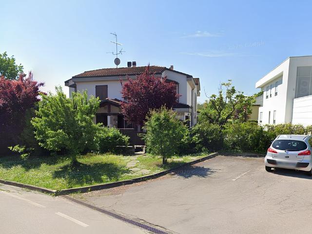 Villetta bifamiliare in vendita di 161 m² in Via Montebudello, 20