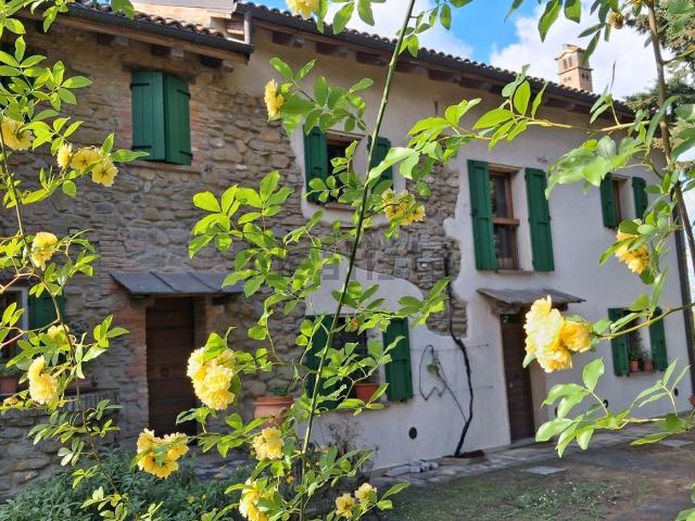 Villetta bifamiliare in vendita di 162 m² in Via Ancognano