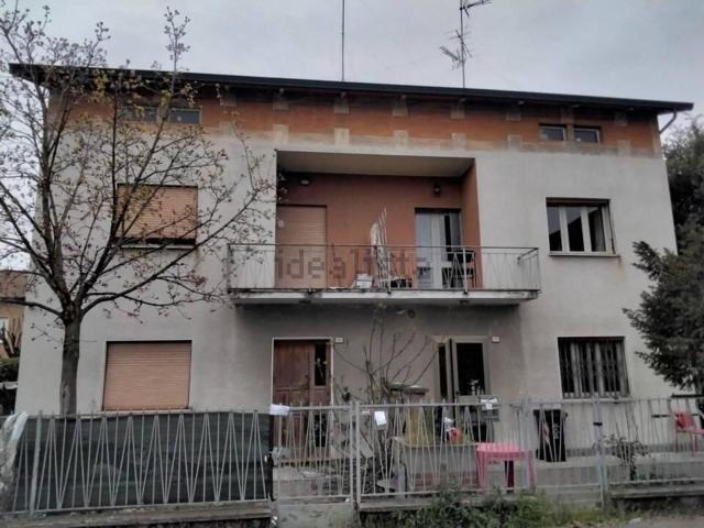 Villetta bifamiliare in vendita di 162 m² in Via Borghi, 4