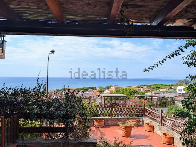 Villetta bifamiliare in vendita di 162 m² in Via Cervino