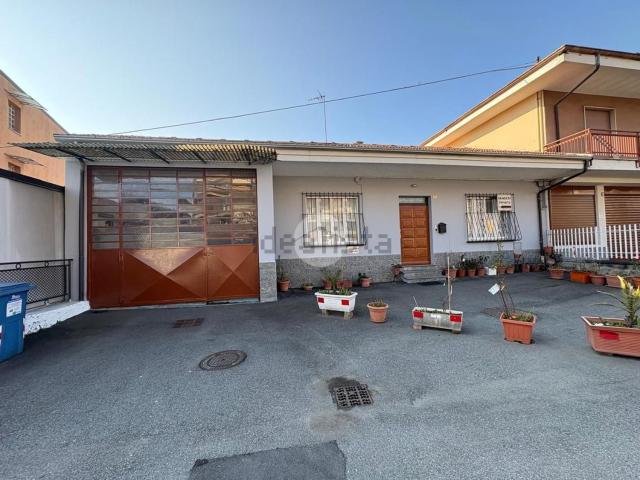 Villetta bifamiliare in vendita di 162 m² in Viale dei Mille, 4