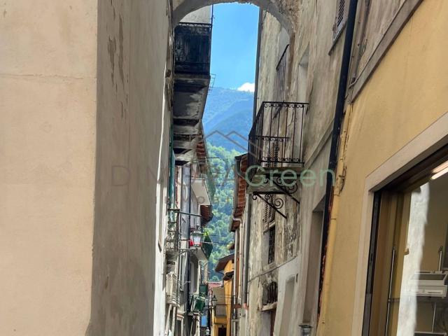 Villetta bifamiliare in vendita di 167 m² in Vicolo del Cortile, 1