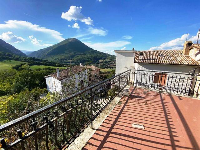 Villetta bifamiliare in vendita di 167 m²