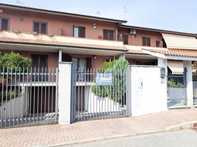 Villetta bifamiliare in vendita di 164 m² in Via Don Michele Rua, 9