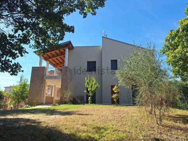 Villetta bifamiliare in vendita di 164 m²