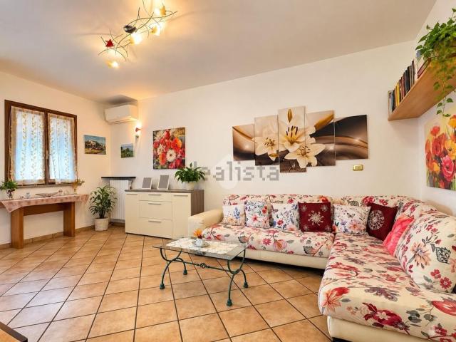 Villetta bifamiliare in vendita di 165 m² in Via Giuseppe Cesare Abba, 22
