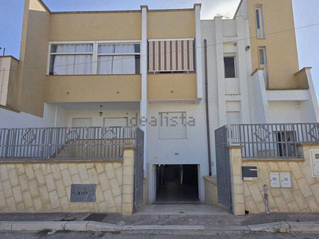 Villetta bifamiliare in vendita di 165 m² in Via Marche