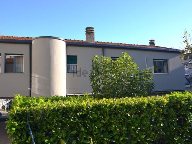 Villetta bifamiliare in vendita di 165 m²