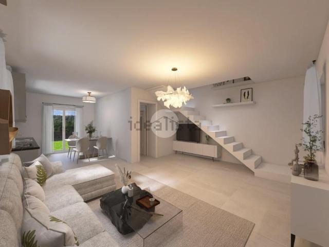 Villetta bifamiliare in vendita di 166 m² in Via Roma, 293
