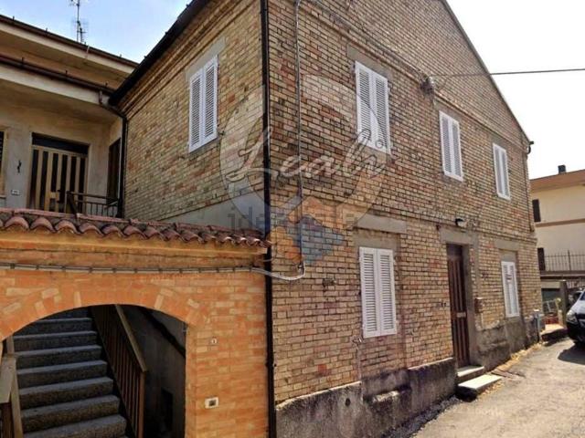 Villetta bifamiliare in vendita di 166 m² in Via San Giuseppe, 28