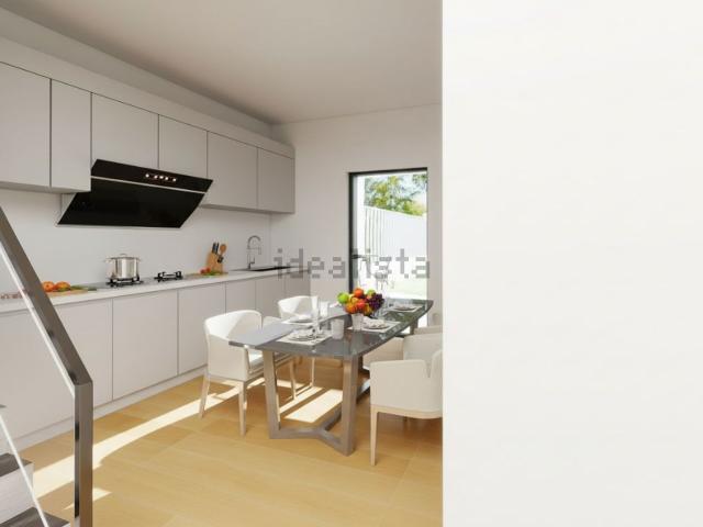Villetta bifamiliare in vendita di 168 m² in Via Monte Taddeo