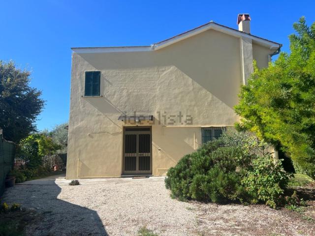 Villetta bifamiliare in vendita di 120 m² in Via Roma, 123