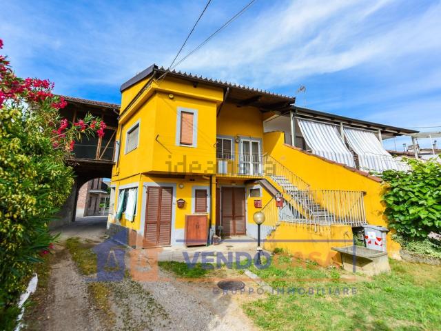 Villetta bifamiliare in vendita di 169 m² in Strada Tagliaferro, 85