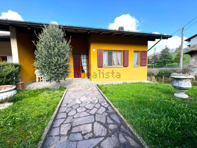 Villetta bifamiliare in vendita di 169 m² in Via ravarano