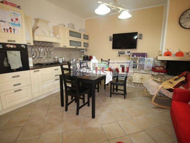 Villetta bifamiliare in vendita di 169 m²