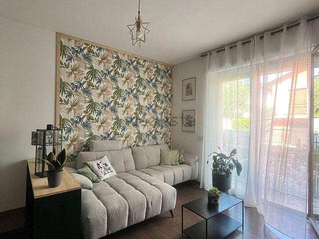 Villetta bifamiliare in vendita di 173 m² in Via C. Porta, 13