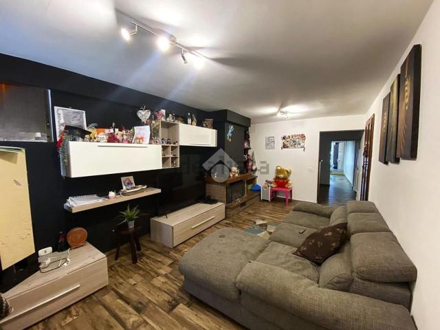 Villetta bifamiliare in vendita di 173 m² in Via Massi, 34