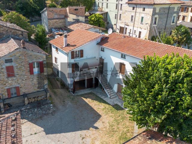 Villetta bifamiliare in vendita di 170 m² in Strada Iggio