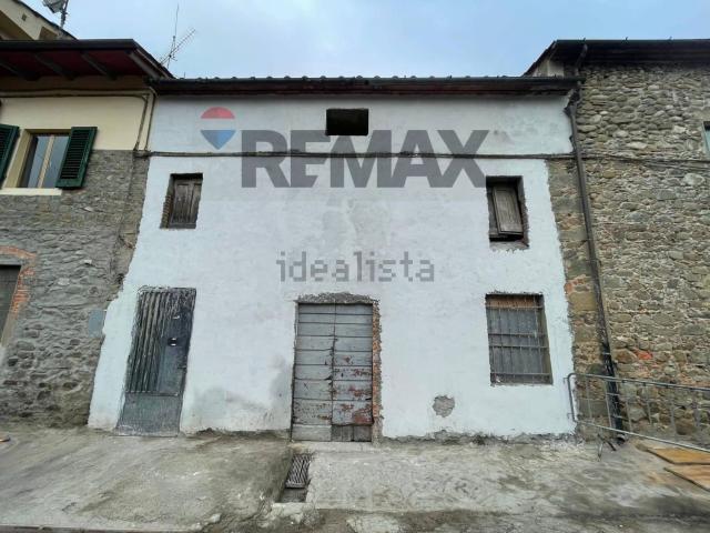 Villetta bifamiliare in vendita di 170 m² in Via dei Giannini, 32