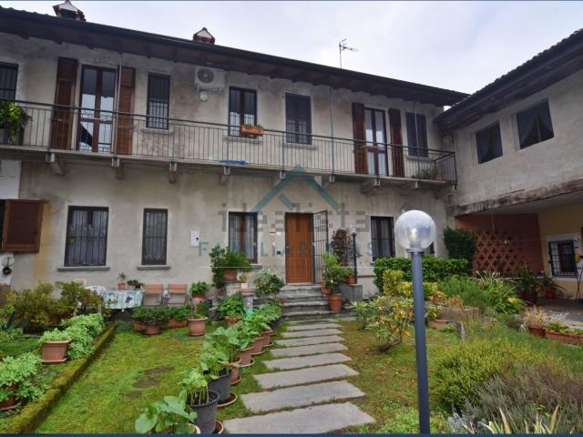 Villetta bifamiliare in vendita di 170 m² in Via Giuseppe Mazzini