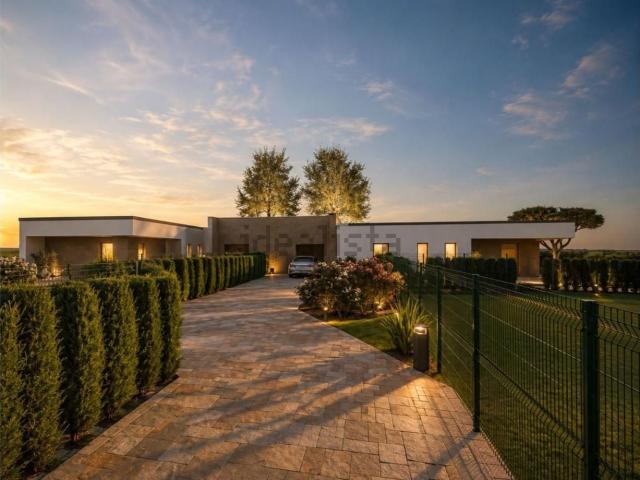 Villetta bifamiliare in vendita di 170 m² in Via Marmane, 34