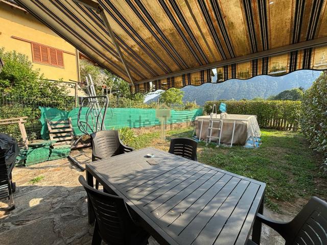 Villetta bifamiliare in vendita di 170 m² in Via per Possaccio