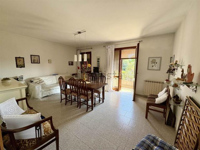Villetta bifamiliare in vendita di 170 m² in Via Roma