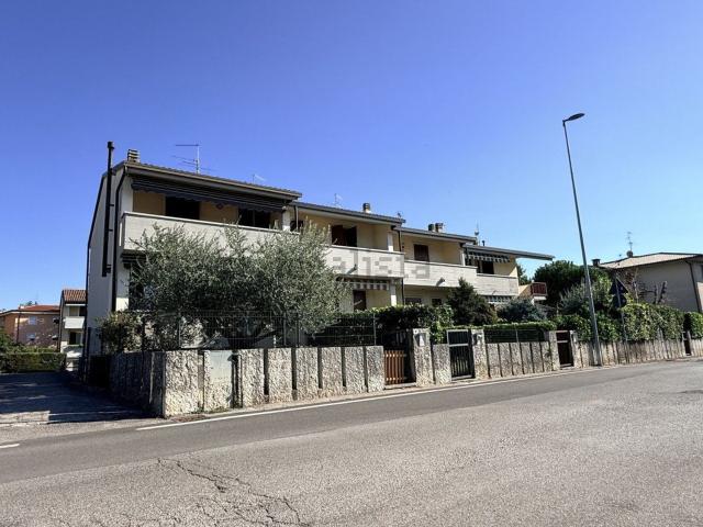 Villetta bifamiliare in vendita di 170 m² in Via Santa Sofia