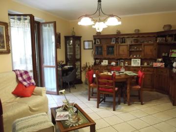Villetta bifamiliare in vendita di 170 m² in Via Sergio Leone