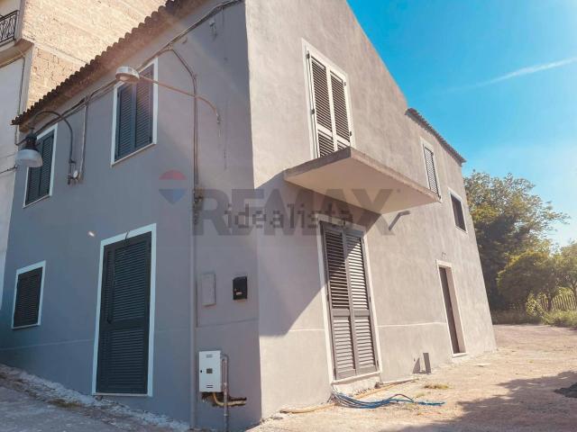 Villetta bifamiliare in vendita di 170 m²