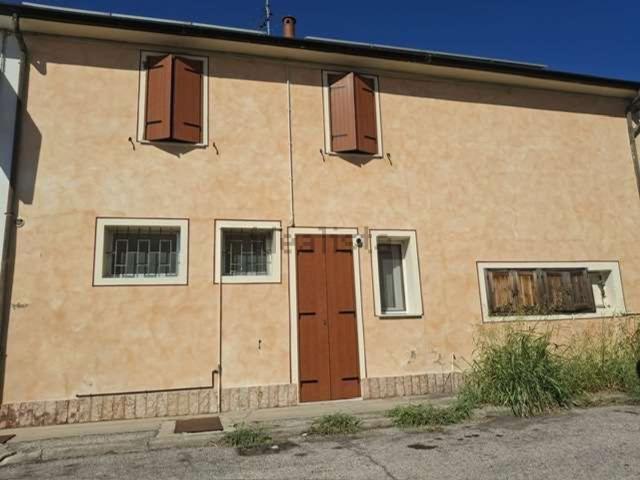 Villetta bifamiliare in vendita di 170 m²