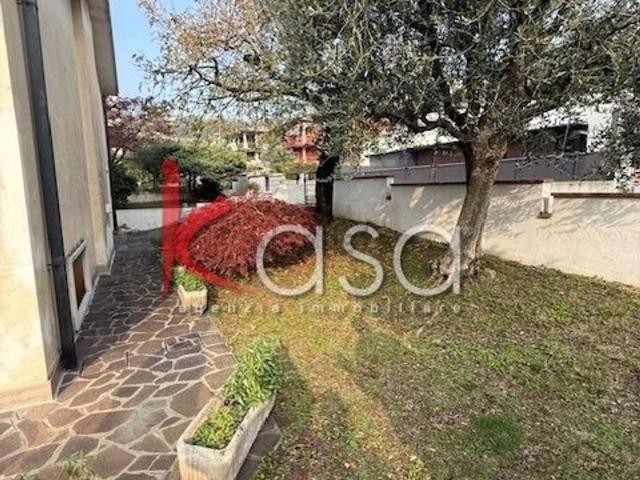 Villetta bifamiliare in vendita di 170 m²