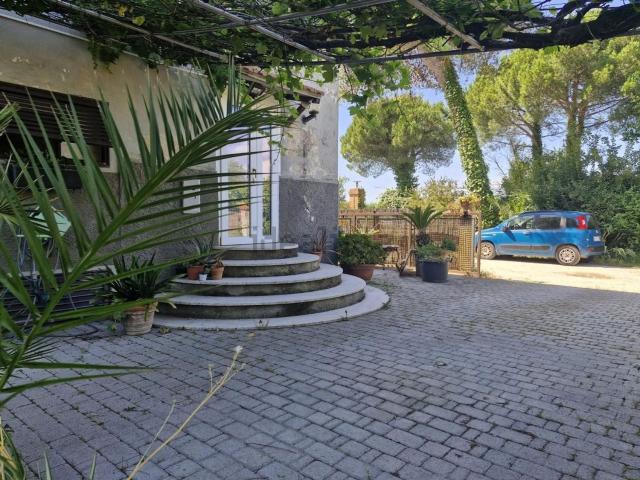 Villetta bifamiliare in vendita di 172 m² in Località Aia di Martino