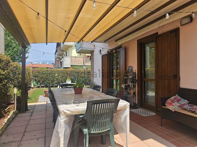 Villetta bifamiliare in vendita di 172 m²