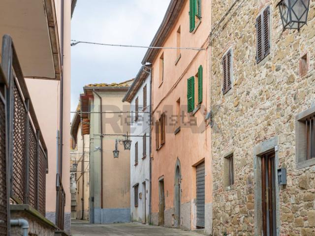 Villetta bifamiliare in vendita di 177 m² in Corso Italia, 15