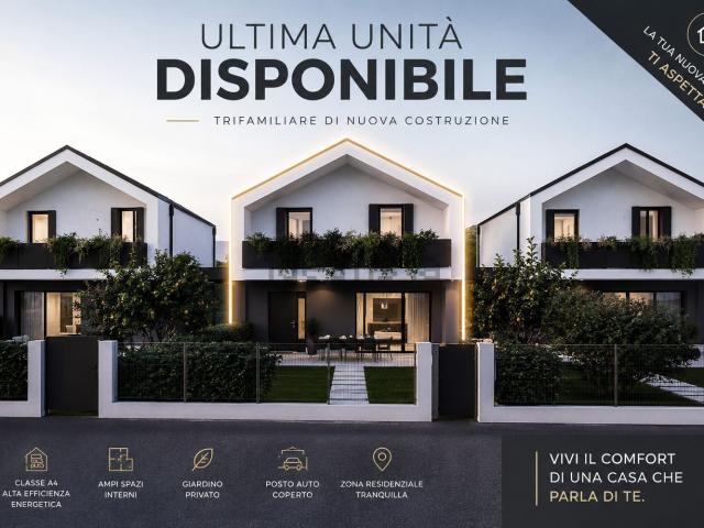 Villetta bifamiliare in vendita di 174 m² in Via Roma, 90