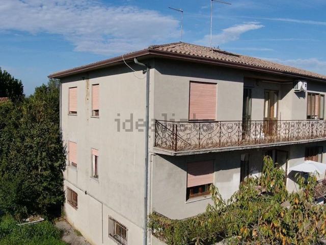 Villetta bifamiliare in vendita di 175 m² in Piazza Capitello