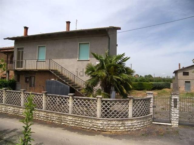 Villetta bifamiliare in vendita di 175 m² in Via del Carriolo