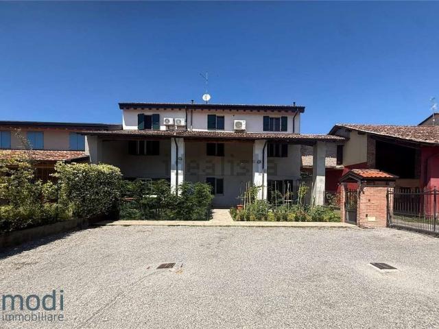 Villetta bifamiliare in vendita di 175 m² in Via Molino, 4