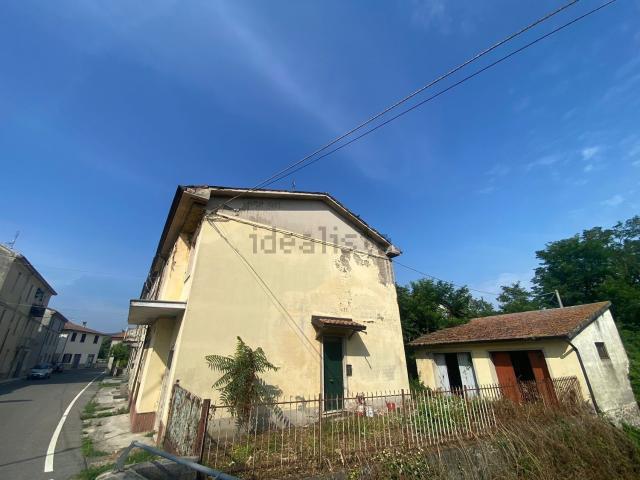 Villetta bifamiliare in vendita di 176 m² in Via Umberto I, 1