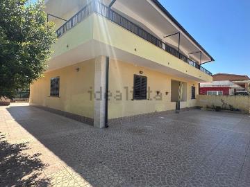Villetta bifamiliare in vendita di 176 m² in Via Mozia