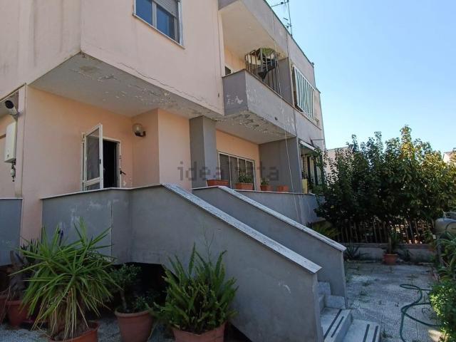 Villetta bifamiliare in vendita di 176 m² in Via Staffetta, 183