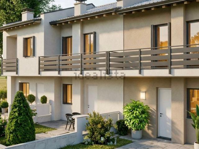 Villetta bifamiliare in vendita di 178 m² in Via Giosuè Carducci, 34