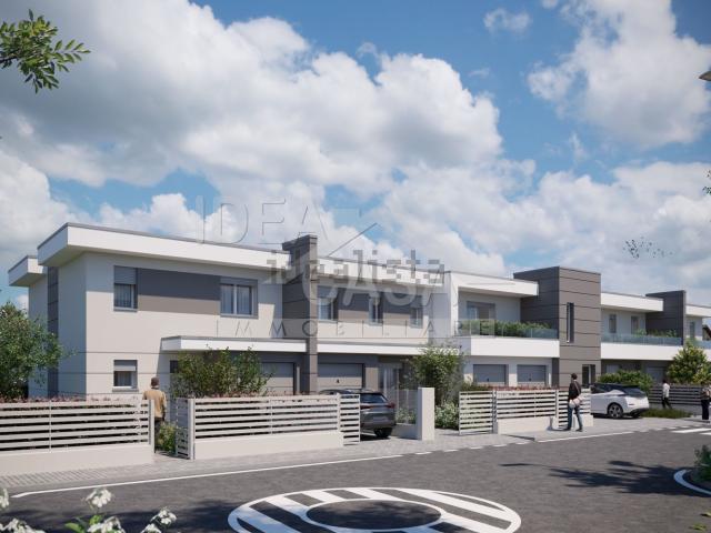 Villetta bifamiliare in vendita di 179 m² in Piazza Mazzini