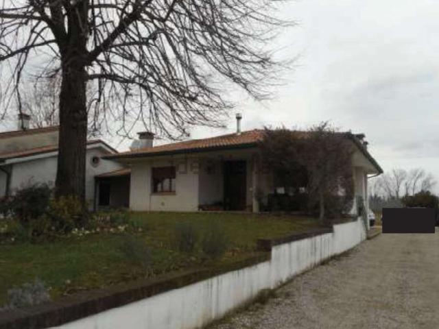 Villetta bifamiliare in vendita di 183 m² in Via Guglielmo Marconi, 13